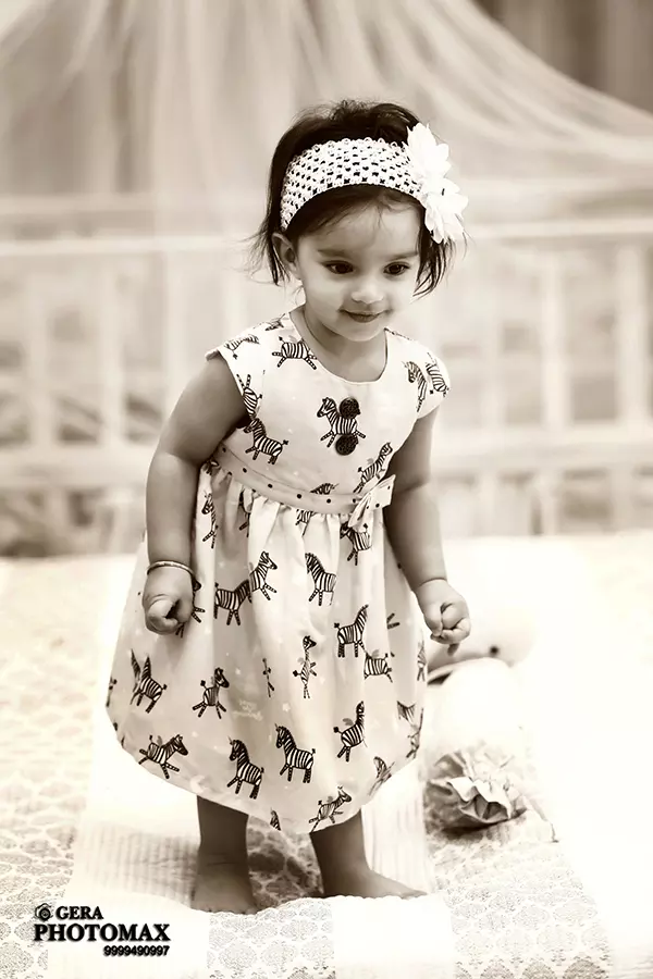 Family photographer in Delhi NCR