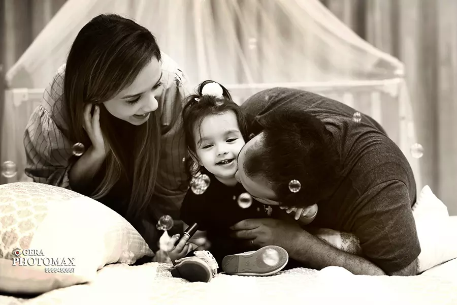 Newborn baby photography in Delhi