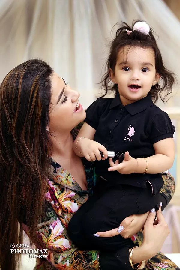 Newborn photographer in Delhi