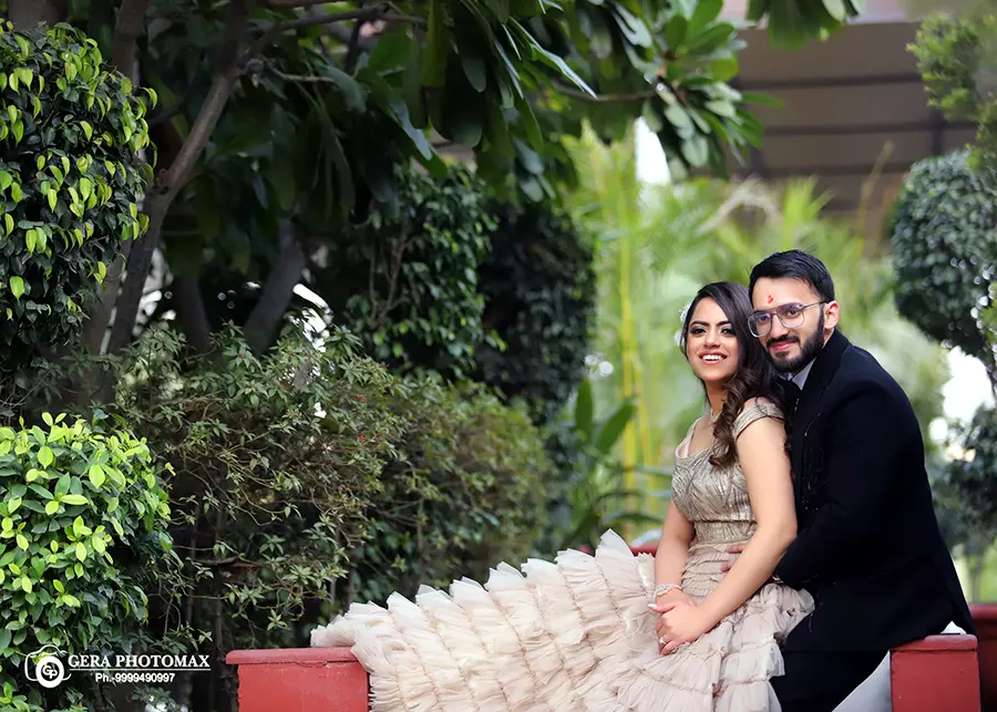 Pre-wedding photographer in Delhi by Gera Photomax