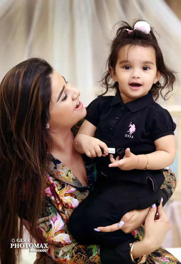 Professional wedding photographer in Delhi